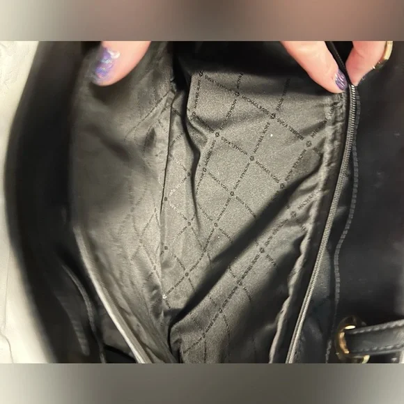 Michael Kors Black Gold Tote Handbag Women’s Purse Leather Walsh Mk Zipper - Picture 14 of 15